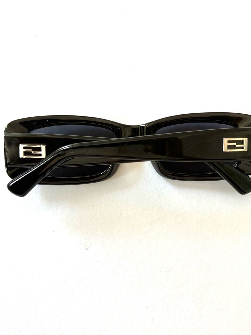 Fendi Designer Black Rectangular Sunglasses with Silver Logo in Great condition
